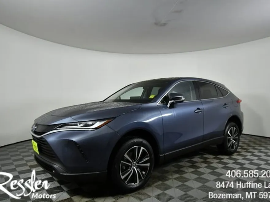 2024 Toyota Venza LE photo 1