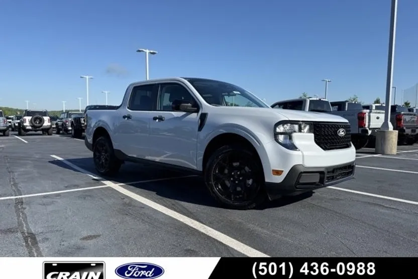 2025 Ford Maverick XLT photo 1
