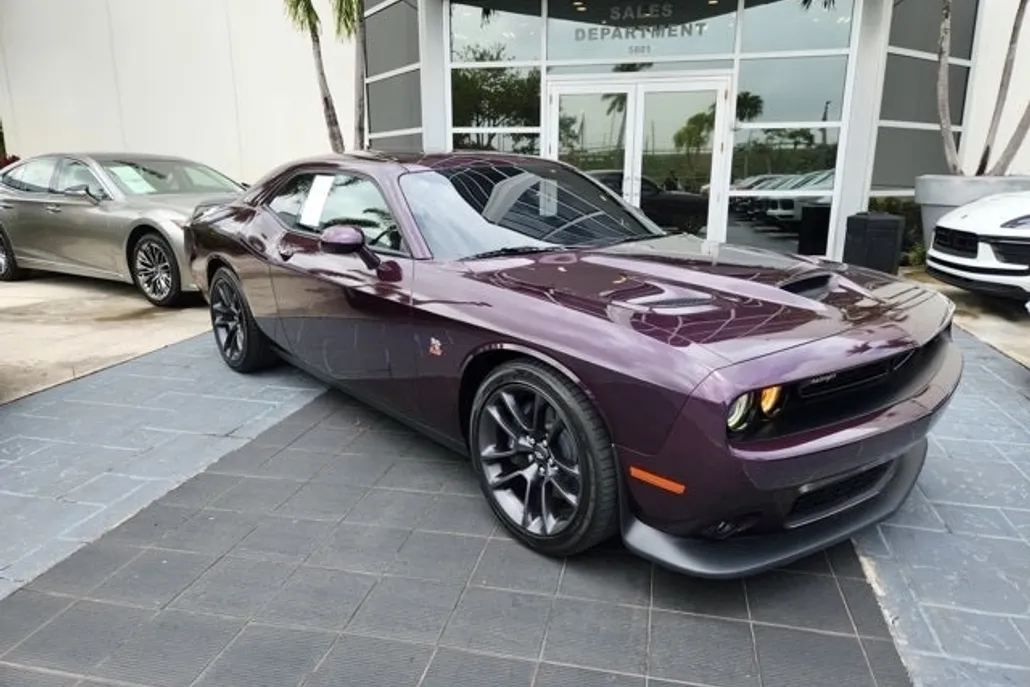 2021 Dodge Challenger R/T Scat Pack photo 1