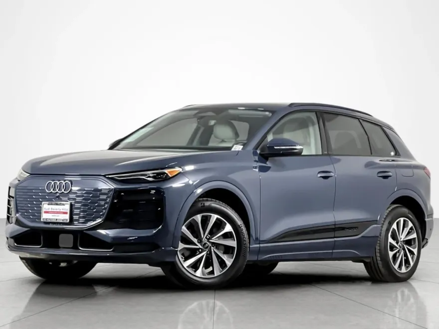 2025 Audi Q6 E-tron Premium photo 1