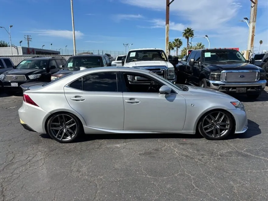 2015 Lexus IS F SPORT photo 1
