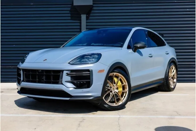 2024 Porsche Cayenne Coupe Turbo GT photo 1
