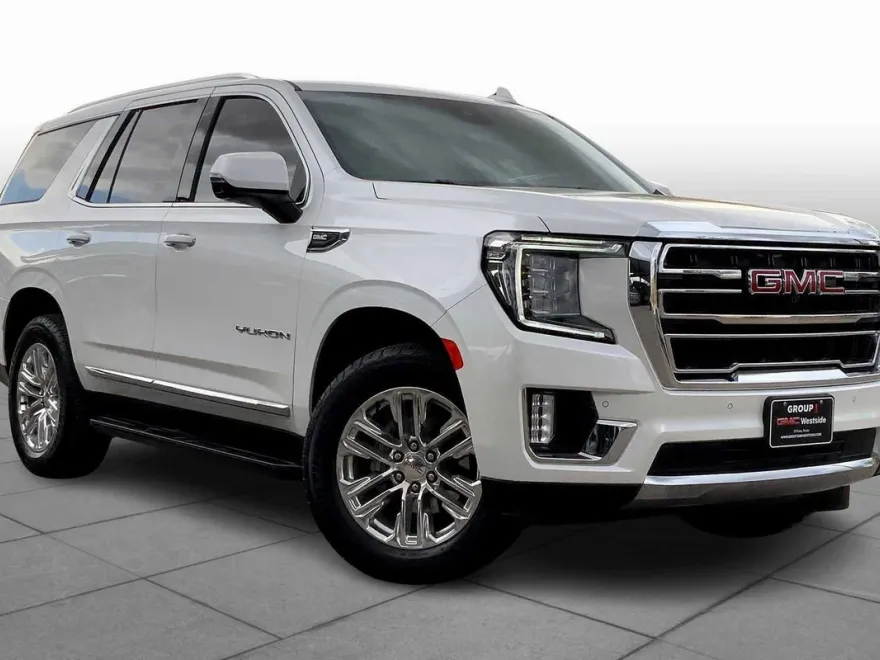 2024 Gmc Yukon SLT photo 1