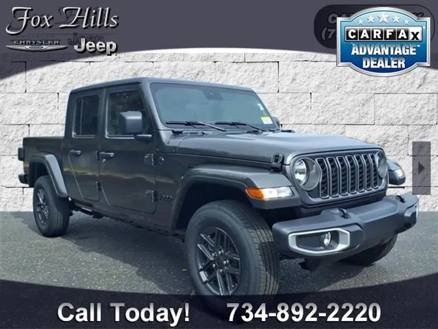 2025 Jeep Gladiator Sport S photo 1