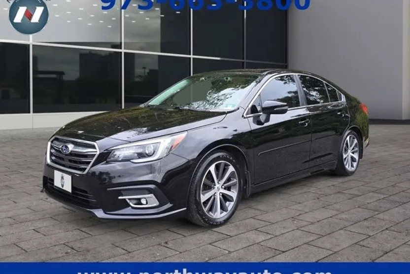 2018 Subaru Legacy Limited photo 1