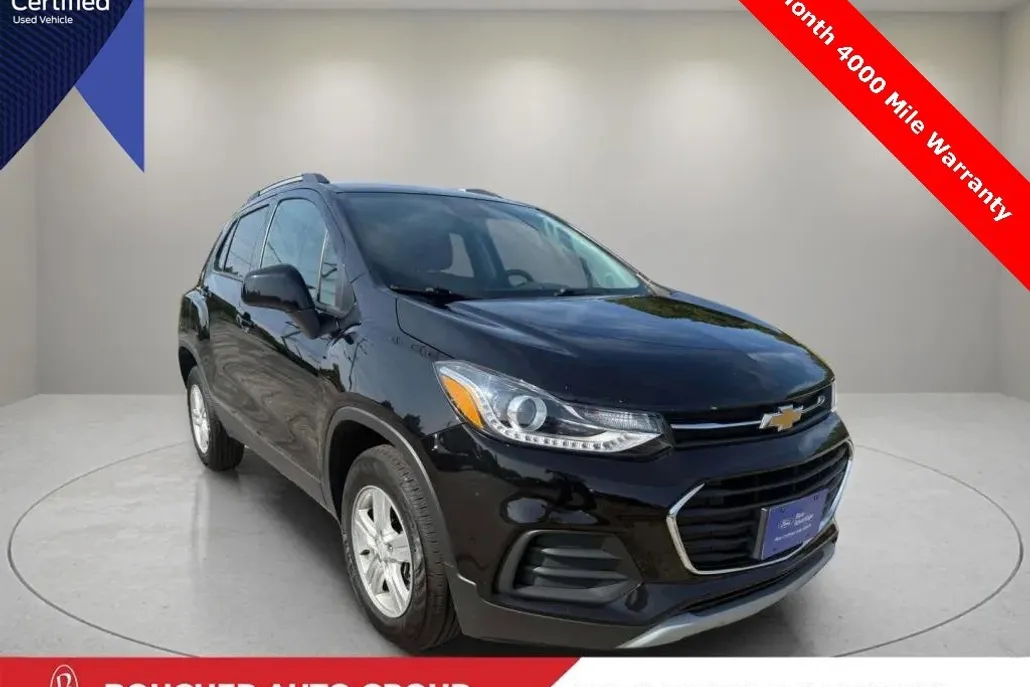 2021 Chevrolet Trax LT photo 1