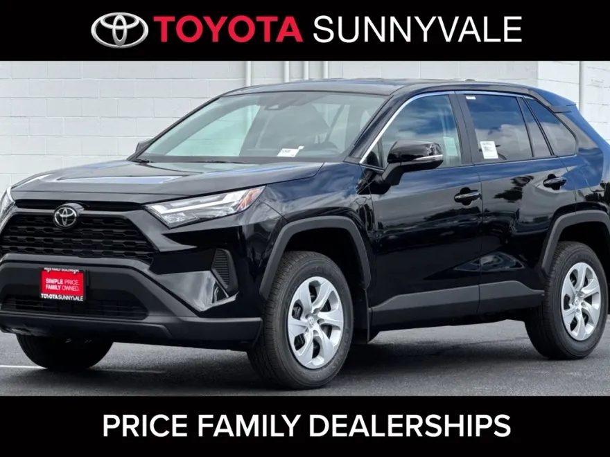 2025 Toyota RAV4 LE photo 1