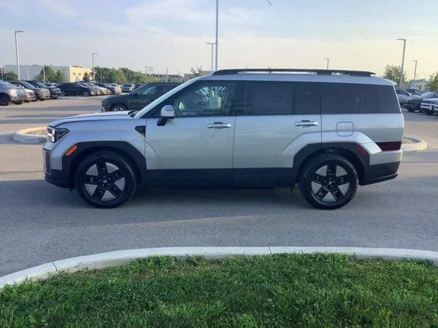 2026 Hyundai Santa Fe SEL photo 1