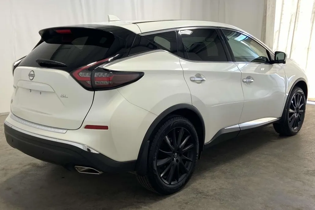 2024 Nissan Murano SL photo 1