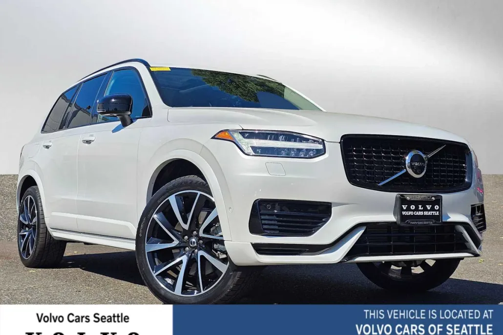 2023 Volvo XC90 Recharge Plus photo 1
