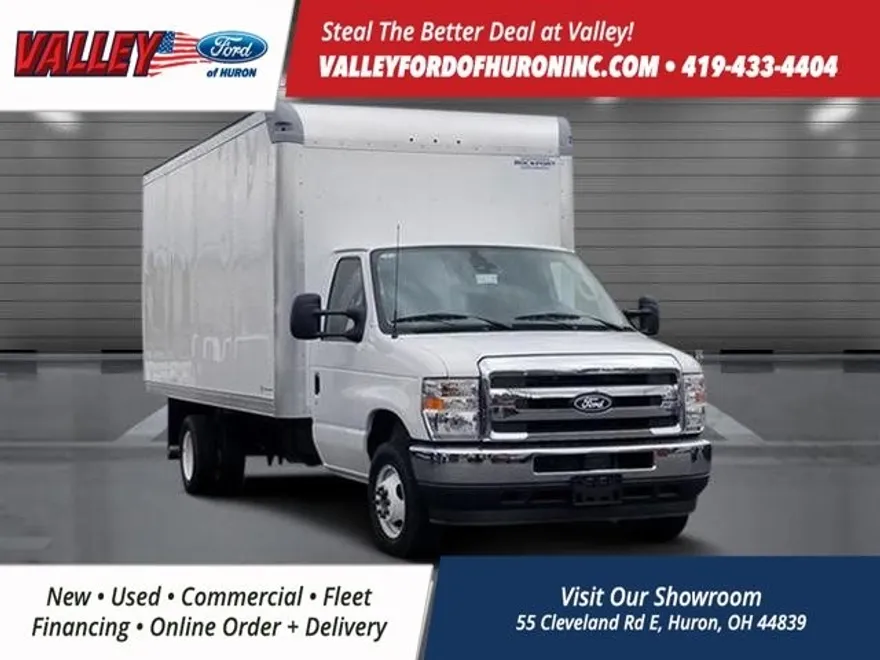 2026 Ford E-450 photo 1