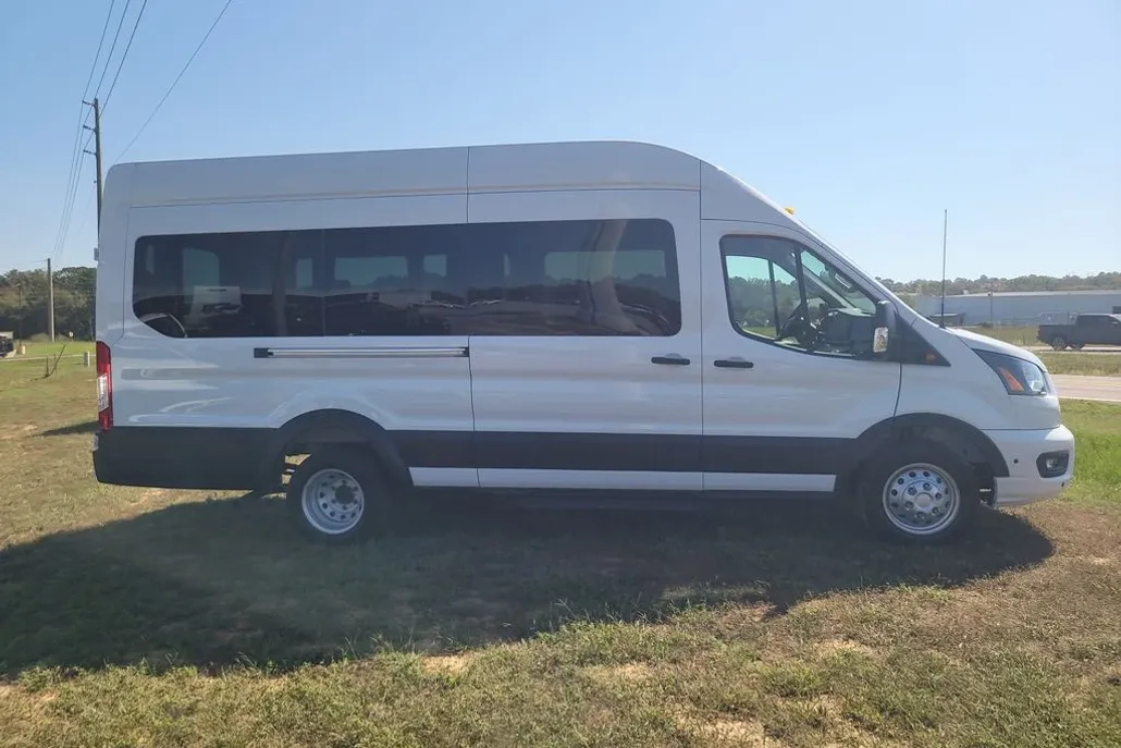 2025 Ford Transit photo 1