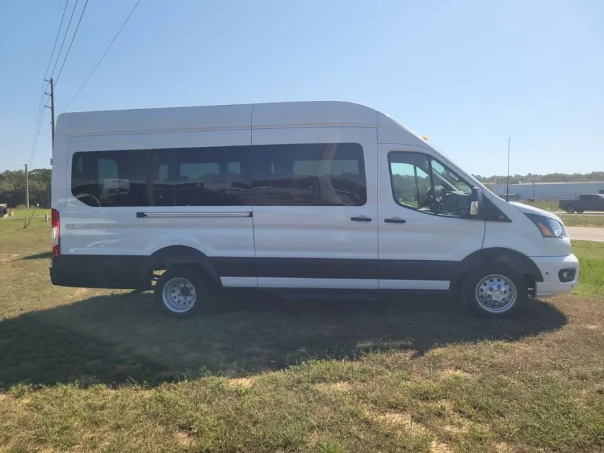 2025 Ford Transit photo 1