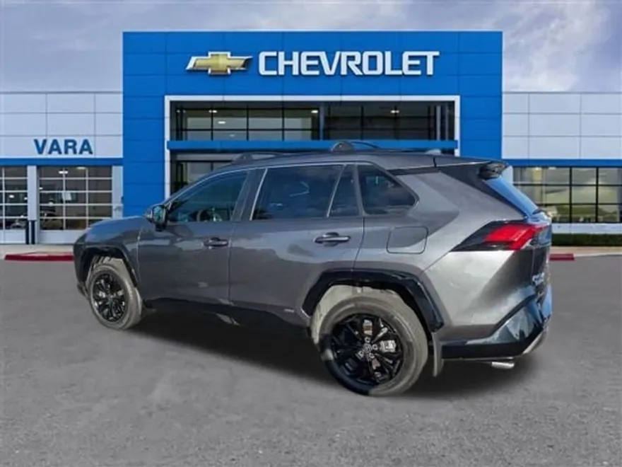2023 Toyota RAV4 Hybrid SE photo 1