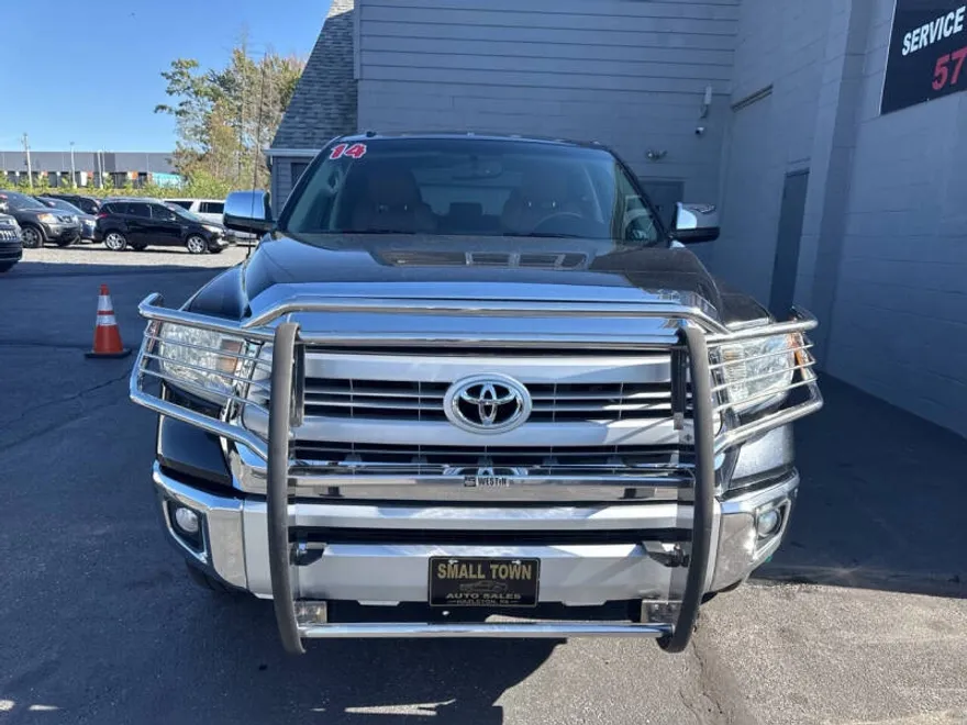 2014 Toyota Tundra Platinum photo 1