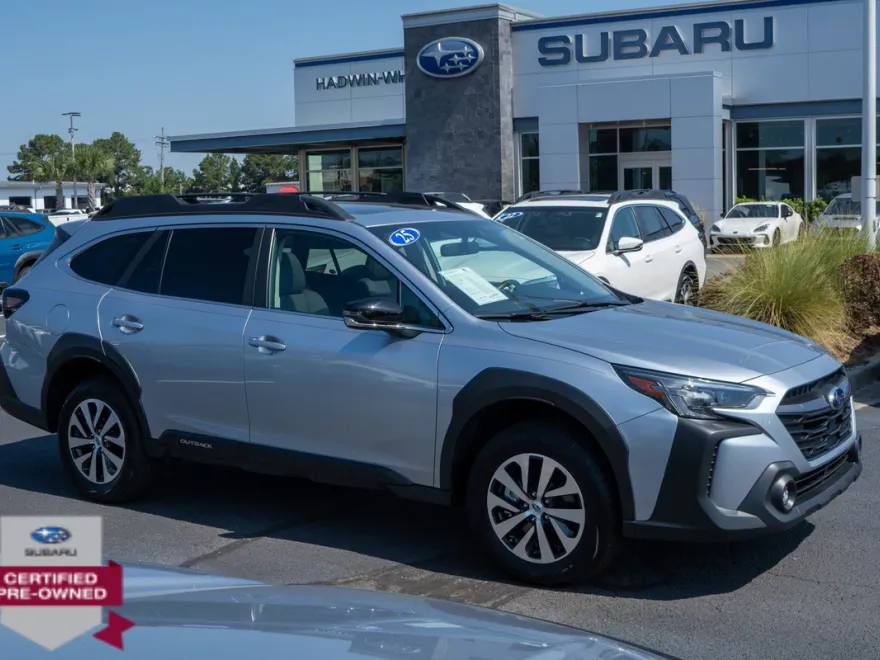 2025 Subaru Outback Premium photo 1