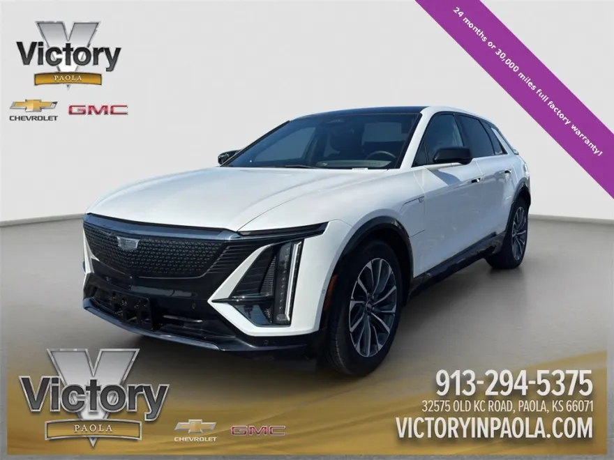 2024 Cadillac Lyriq Sport photo 1