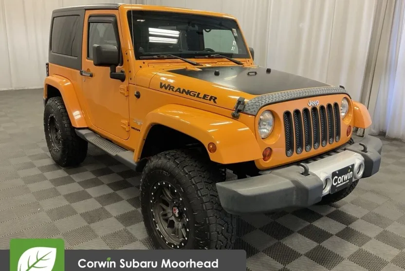 2012 Jeep Wrangler Sahara photo 1
