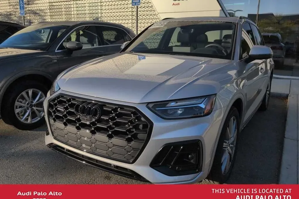 2025 Audi Q5 S line Premium Plus photo 1