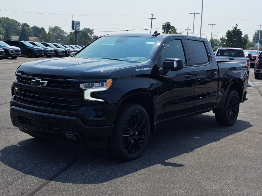 2026 Chevrolet Silverado 1500 RST photo 1