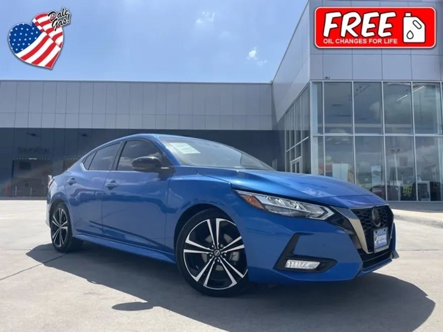 2023 Nissan Sentra SR photo 1