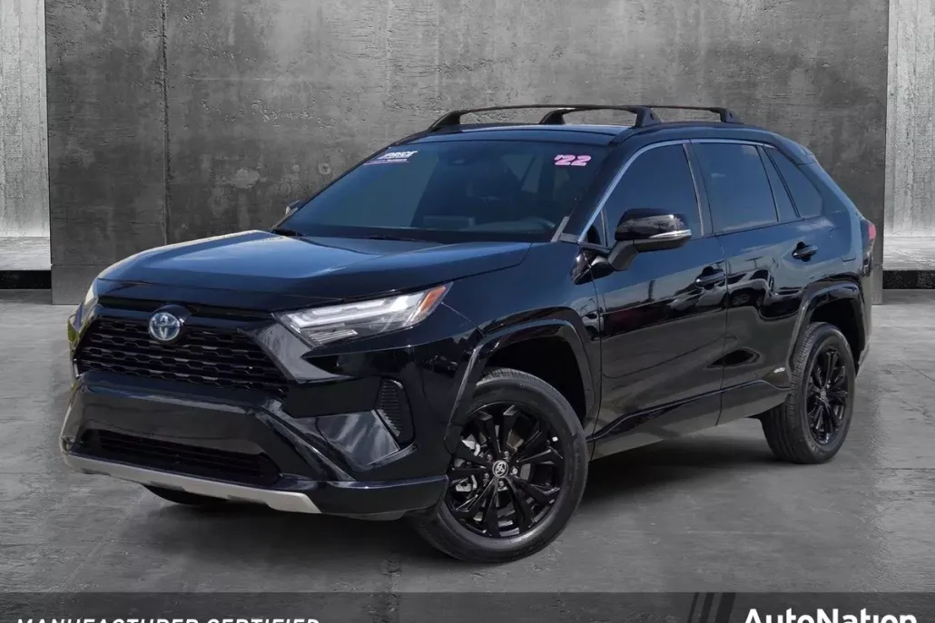 2022 Toyota RAV4 Hybrid SE photo 1