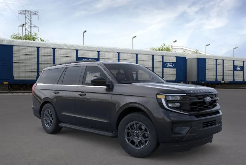 2025 Ford Expedition photo 1