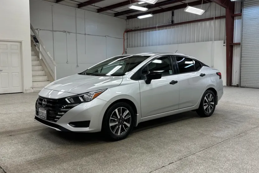 2024 Nissan Versa S photo 1