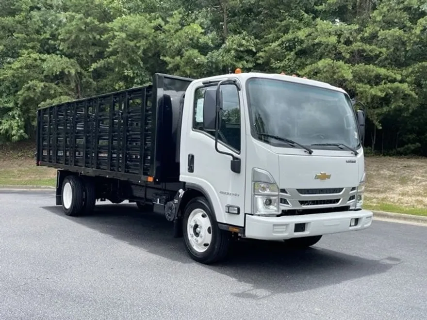 2024 Chevrolet Silverado 4500HD photo 1