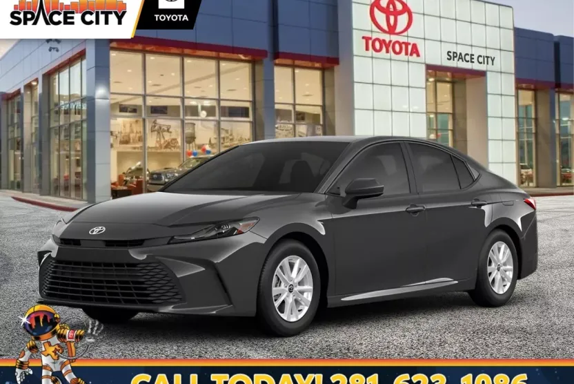 2026 Toyota Camry LE photo 1