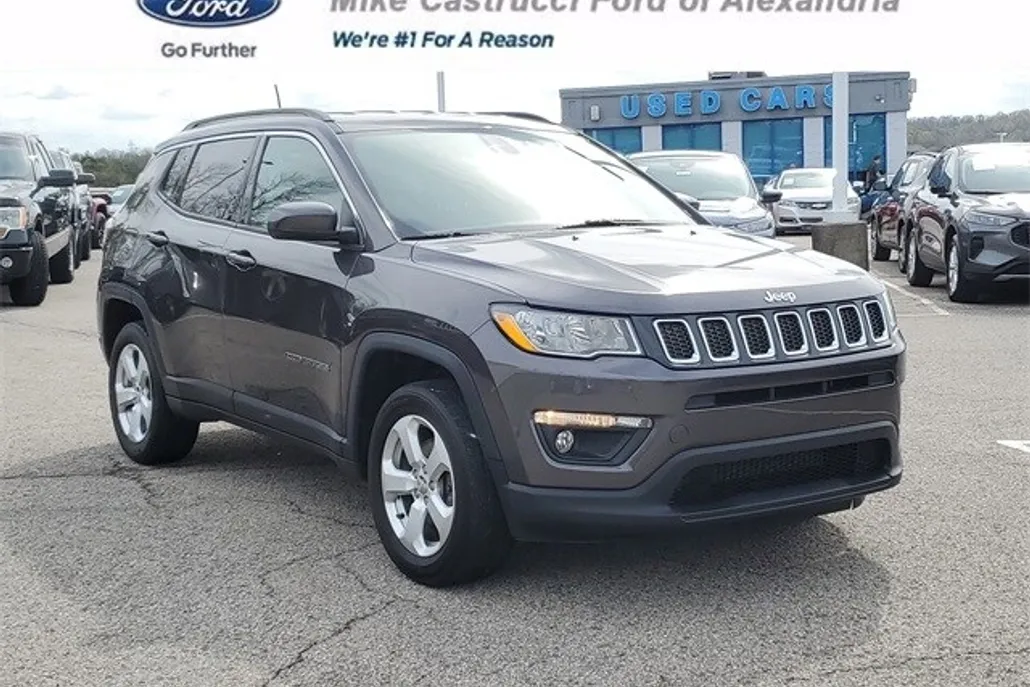 2020 Jeep Compass Latitude photo 1