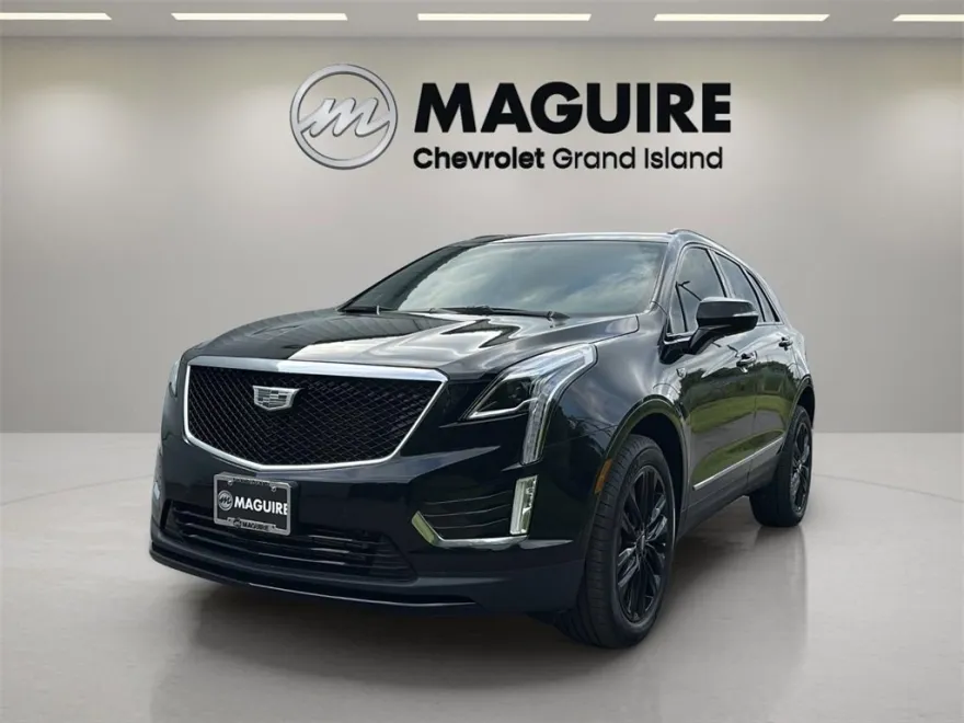 2023 Cadillac XT5 Sport photo 1