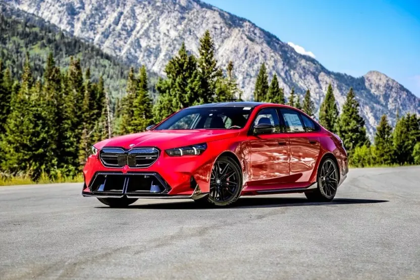 2026 Bmw M5 5 photo 1