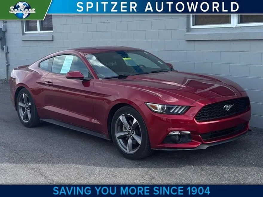 2015 Ford Mustang V6 photo 1