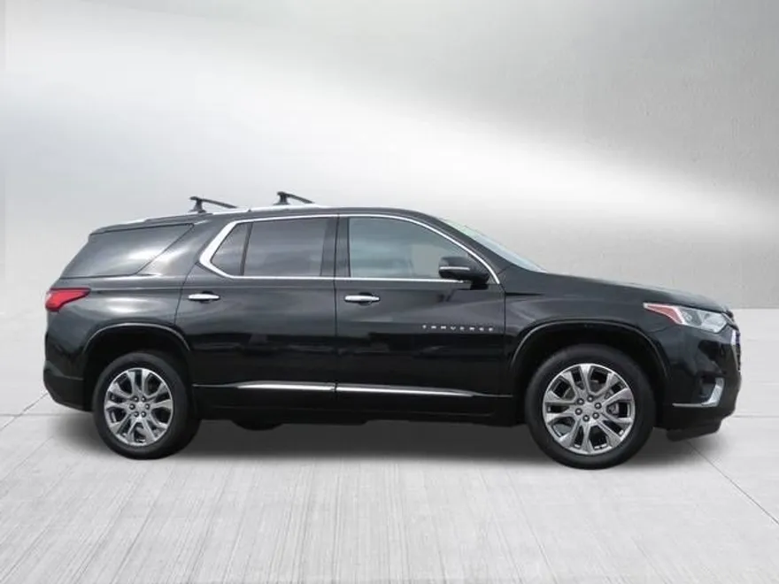 2019 Chevrolet Traverse Premier photo 1