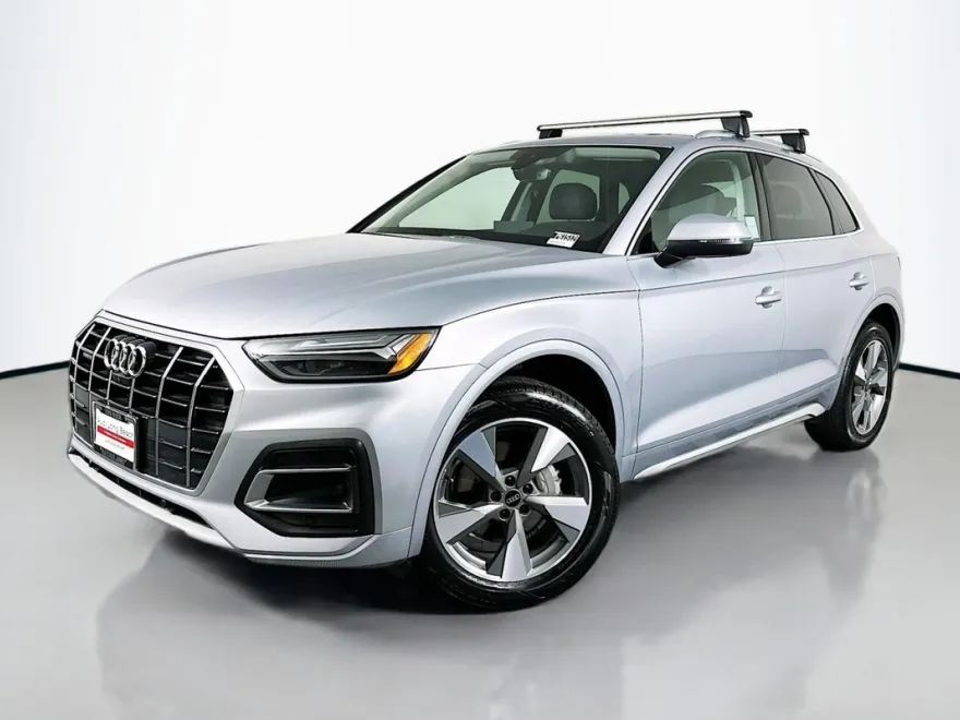 2022 Audi Q5 Premium Plus photo 1