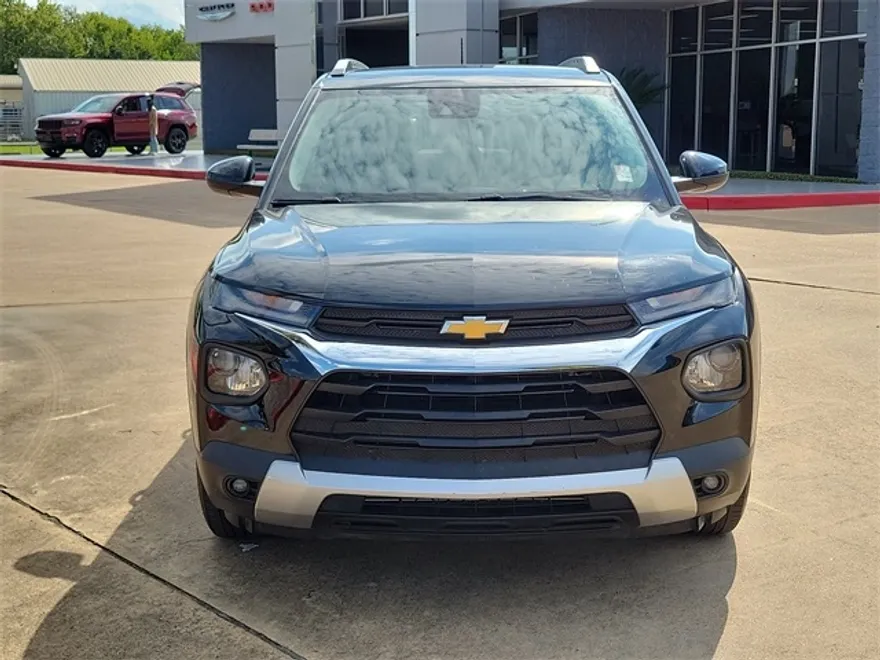 2023 Chevrolet Trailblazer LT photo 1