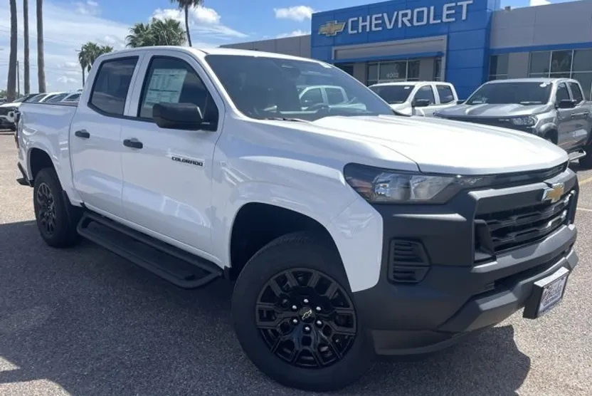 2026 Chevrolet Colorado Work Truck photo 1