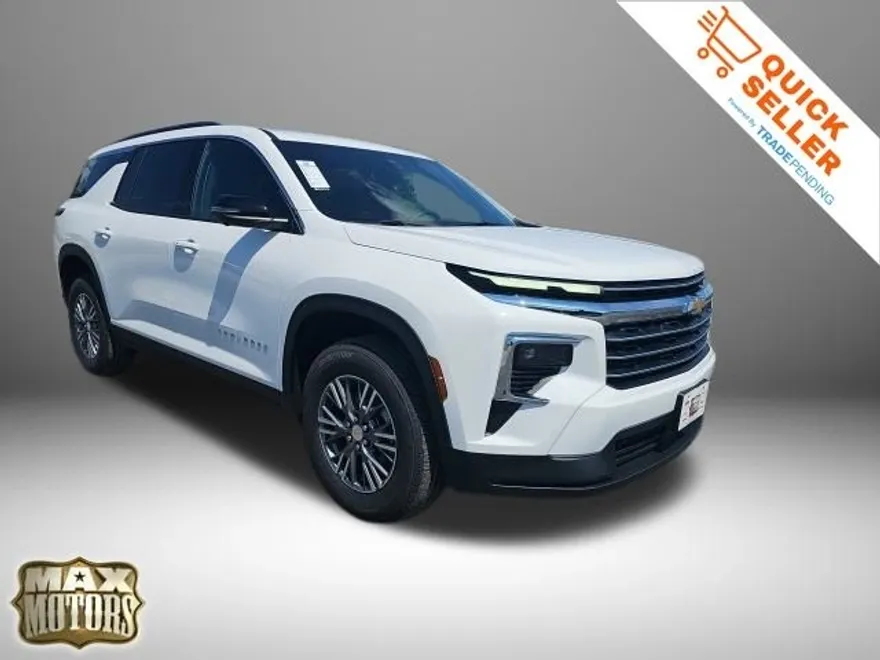 2025 Chevrolet Traverse photo 1