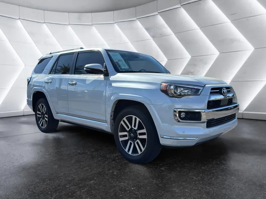 2024 Toyota 4Runner Limited photo 1