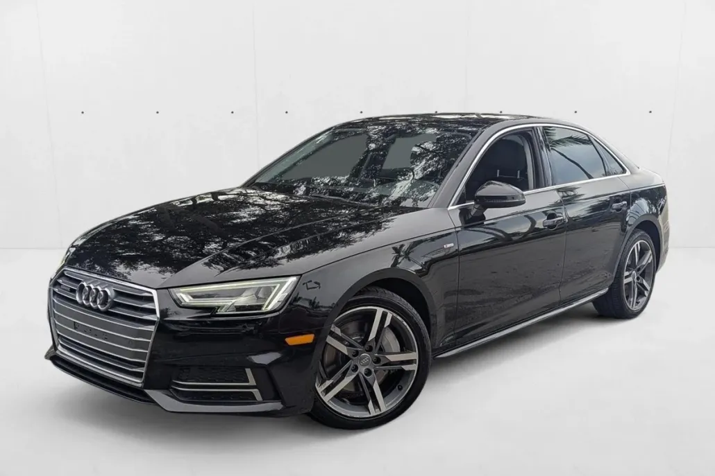 2018 Audi A4 2.0T Premium photo 1