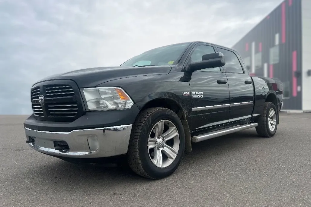 2017 Ram 1500 Tradesman photo 1