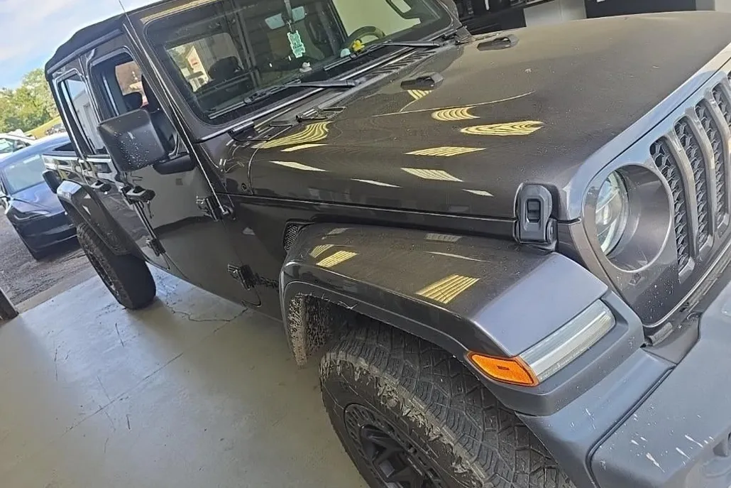 2022 Jeep Gladiator Sport photo 1