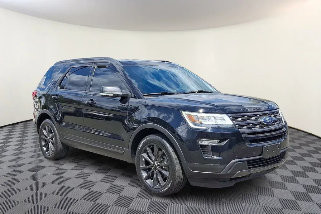 2018 Ford Explorer XLT photo 1