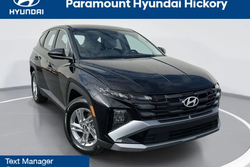 2025 Hyundai Tucson SE photo 1
