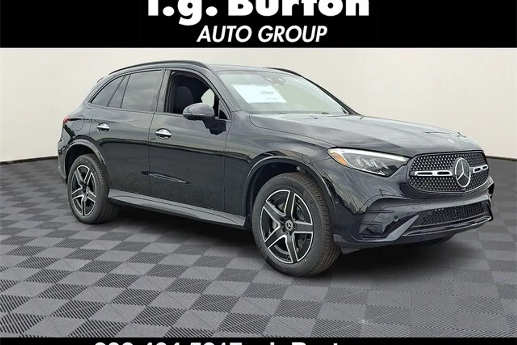 2026 Mercedes Benz GLC 300 4MATIC photo 1