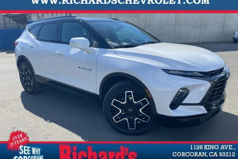 2023 Chevrolet Blazer RS photo 1