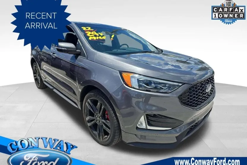 2022 Ford Edge ST photo 1