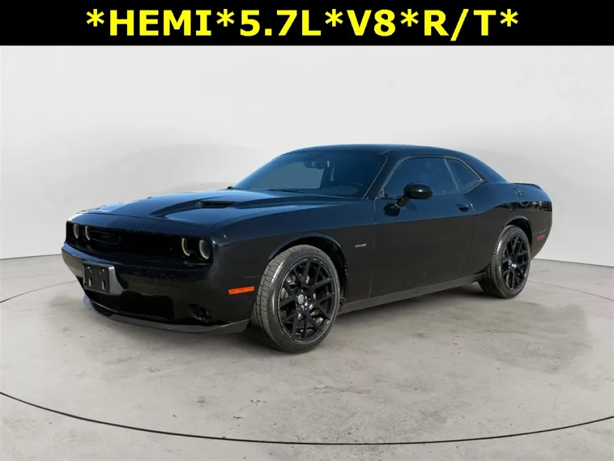 2018 Dodge Challenger R/T photo 1