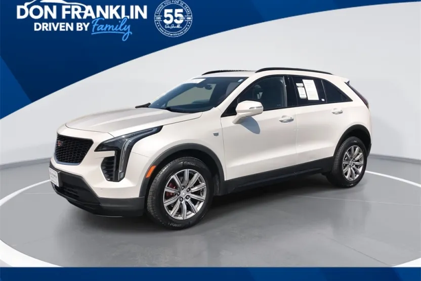 2021 Cadillac XT4 Sport photo 1